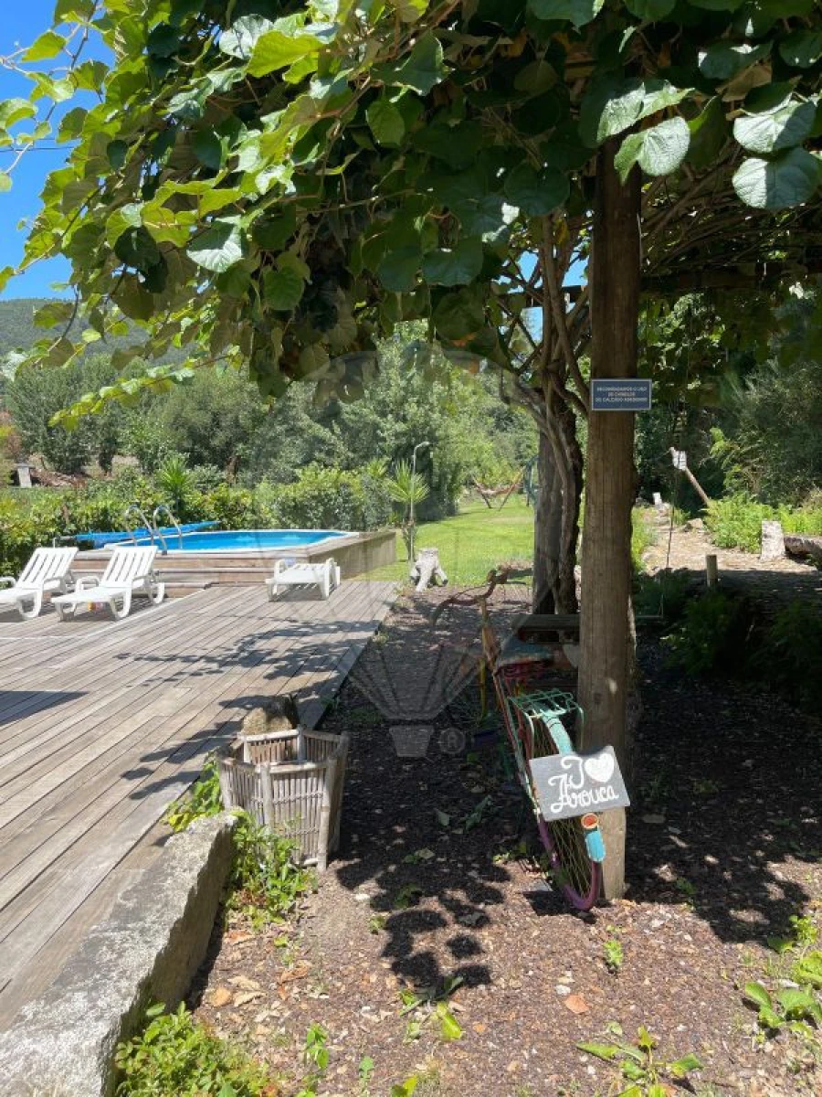 Moradia T5 para Venda em Varzea Foto 3