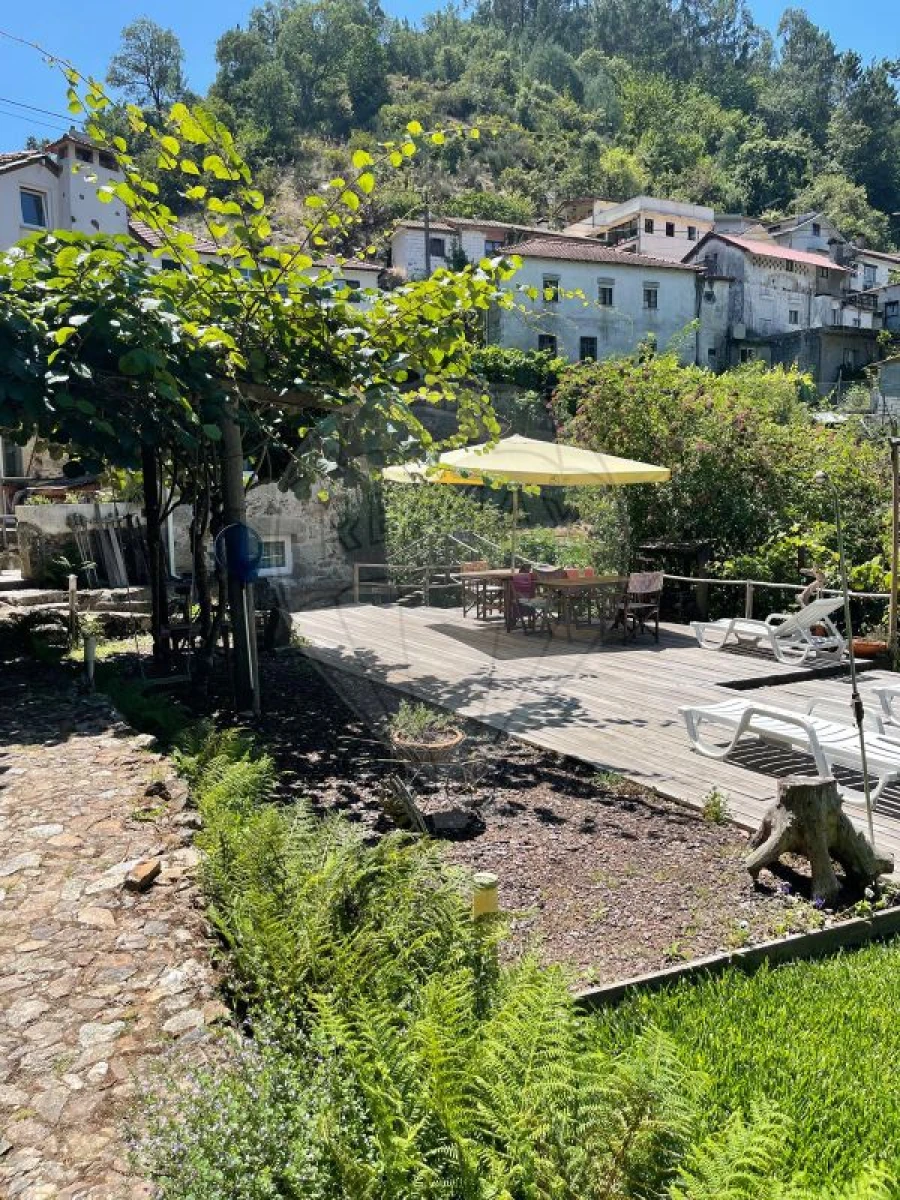 Moradia T5 para Venda em Varzea Foto 6