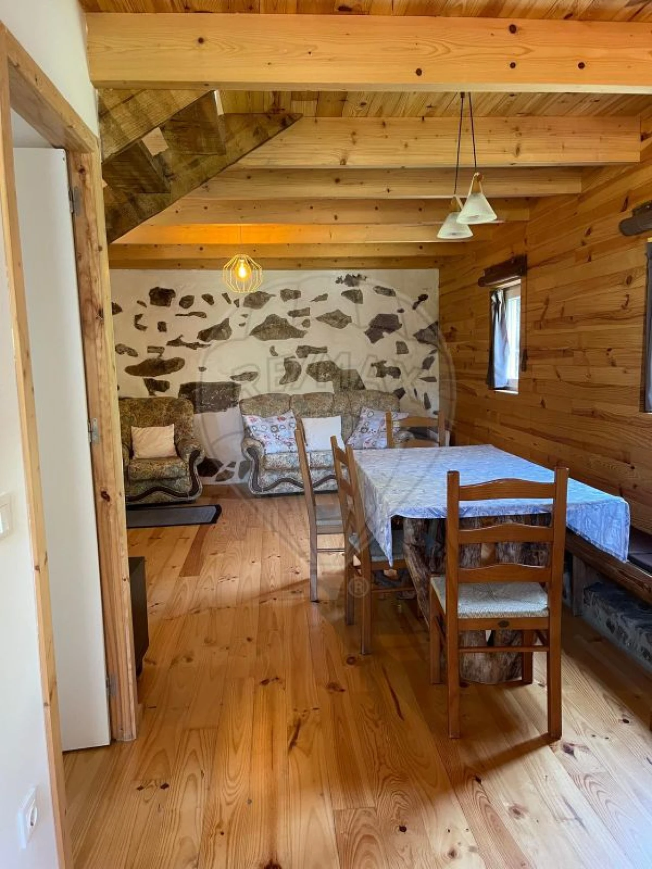 Moradia T5 para Venda em Varzea Foto 46