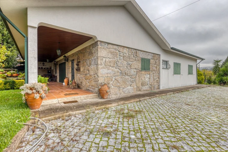 Quinta T3 para Venda em Paredes Foto 4