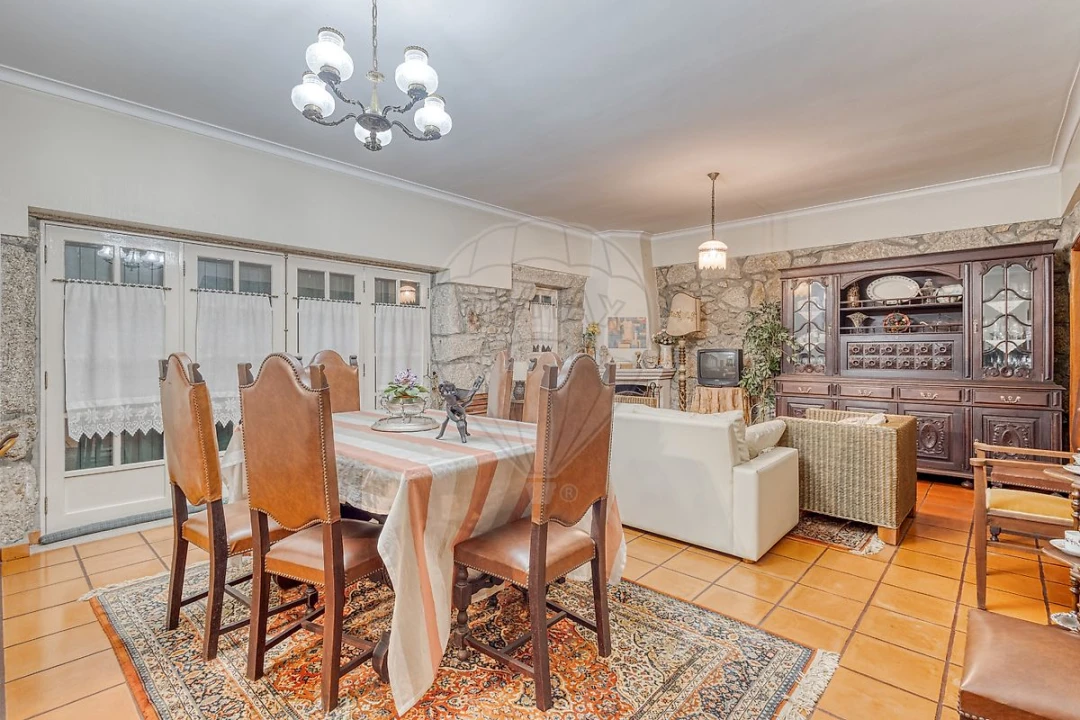 Quinta T3 para Venda em Paredes Foto 8