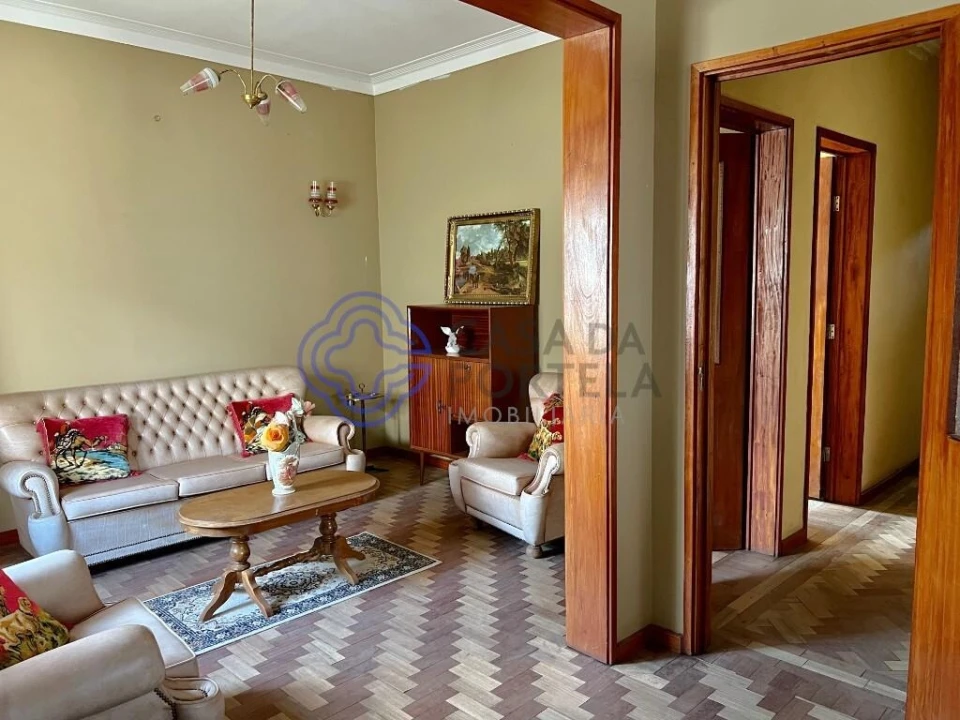 Moradia T5 para Venda em Carrazedo de Montenegro e Curros Foto 20