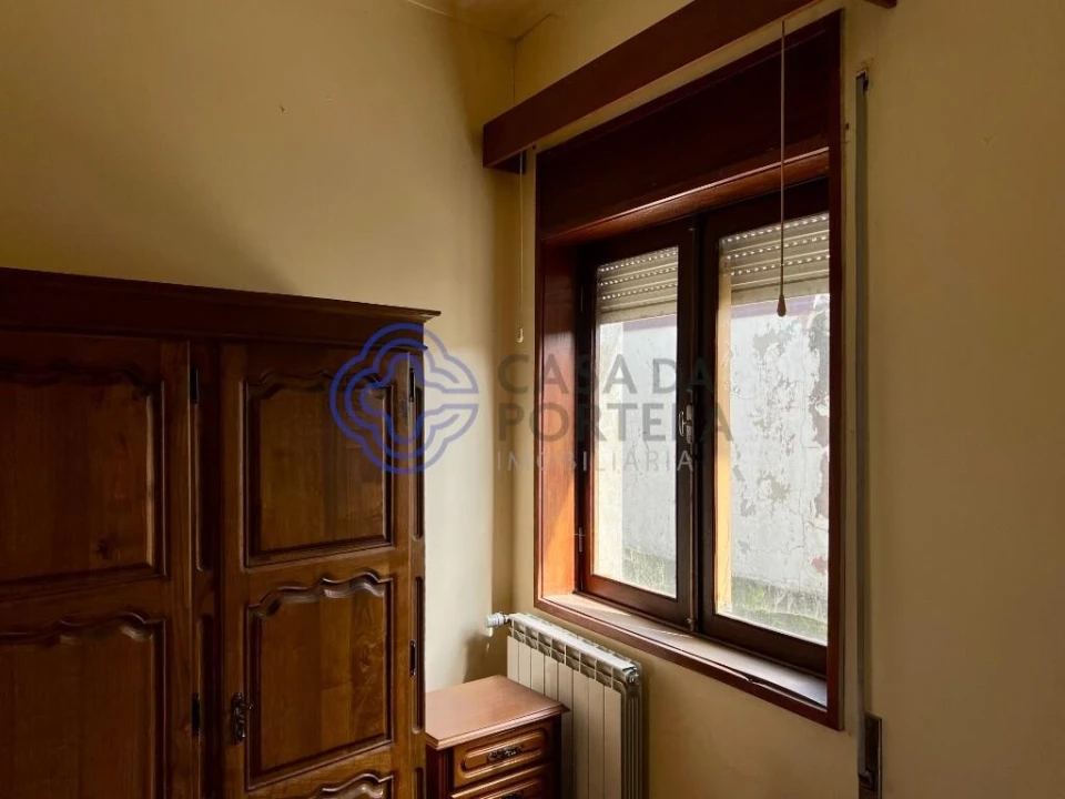 Moradia T5 para Venda em Carrazedo de Montenegro e Curros Foto 16