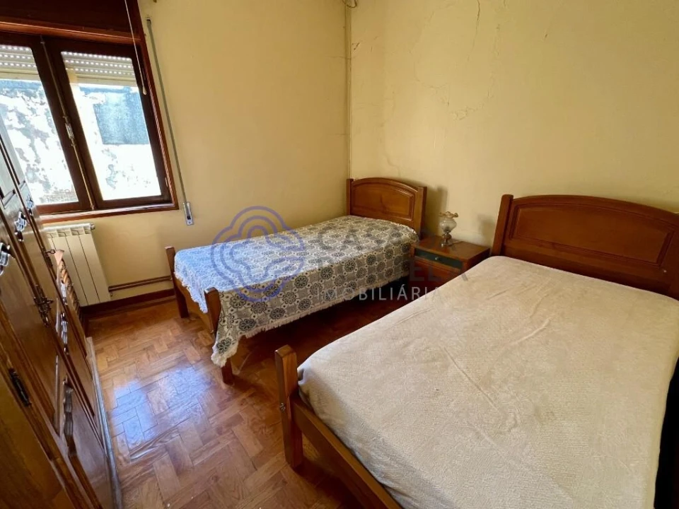 Moradia T5 para Venda em Carrazedo de Montenegro e Curros Foto 14