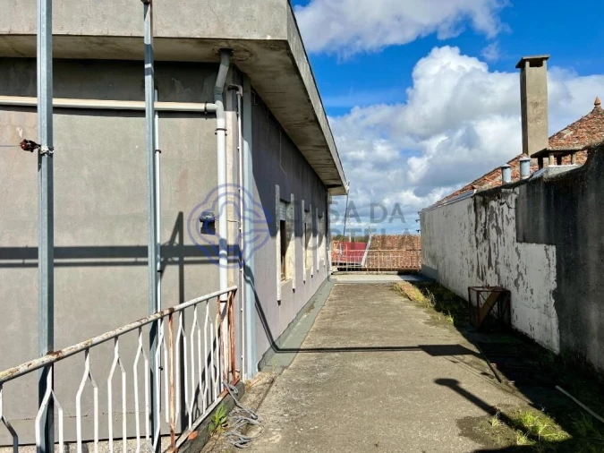 Moradia T5 para Venda em Carrazedo de Montenegro e Curros Foto 33