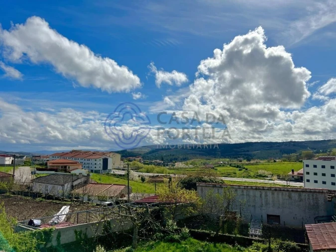 Moradia T5 para Venda em Carrazedo de Montenegro e Curros Foto 34