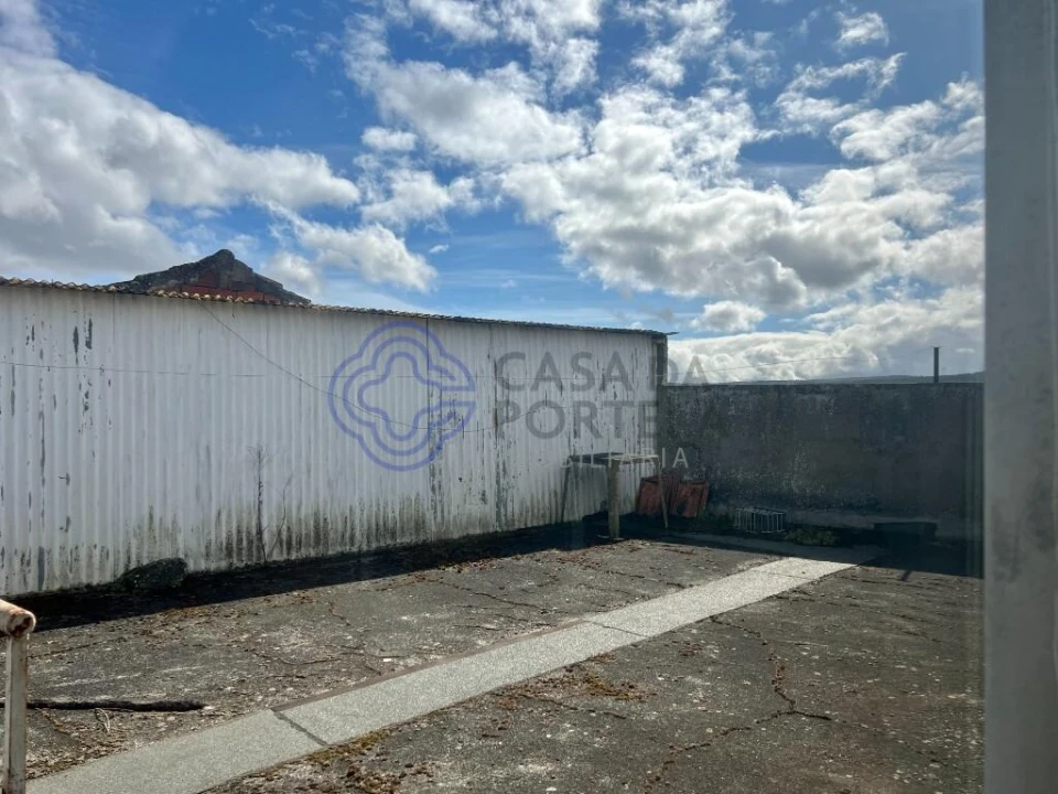 Moradia T5 para Venda em Carrazedo de Montenegro e Curros Foto 32
