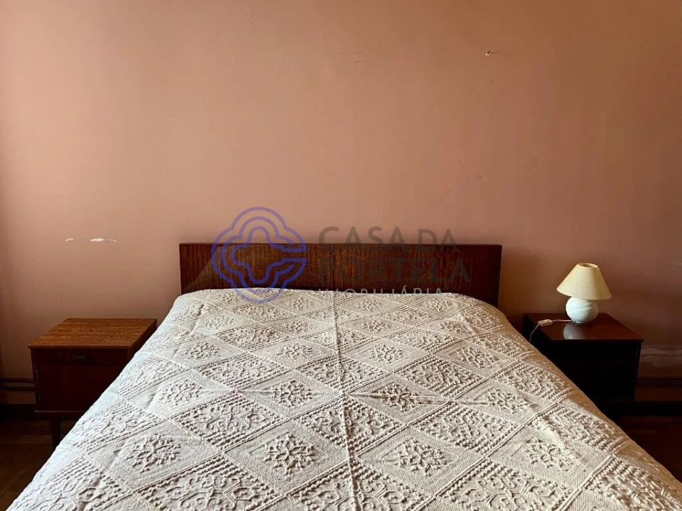 Moradia T5 para Venda em Carrazedo de Montenegro e Curros Foto 8