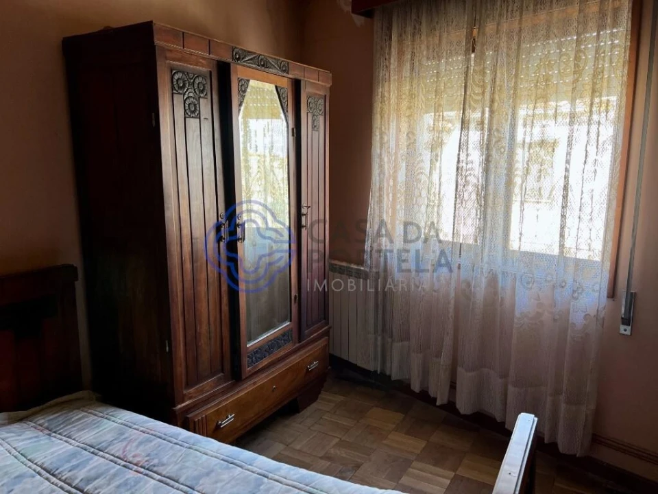 Moradia T5 para Venda em Carrazedo de Montenegro e Curros Foto 13