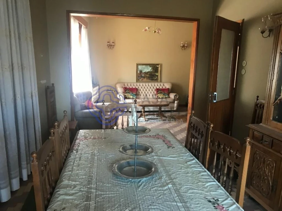 Moradia T5 para Venda em Carrazedo de Montenegro e Curros Foto 2