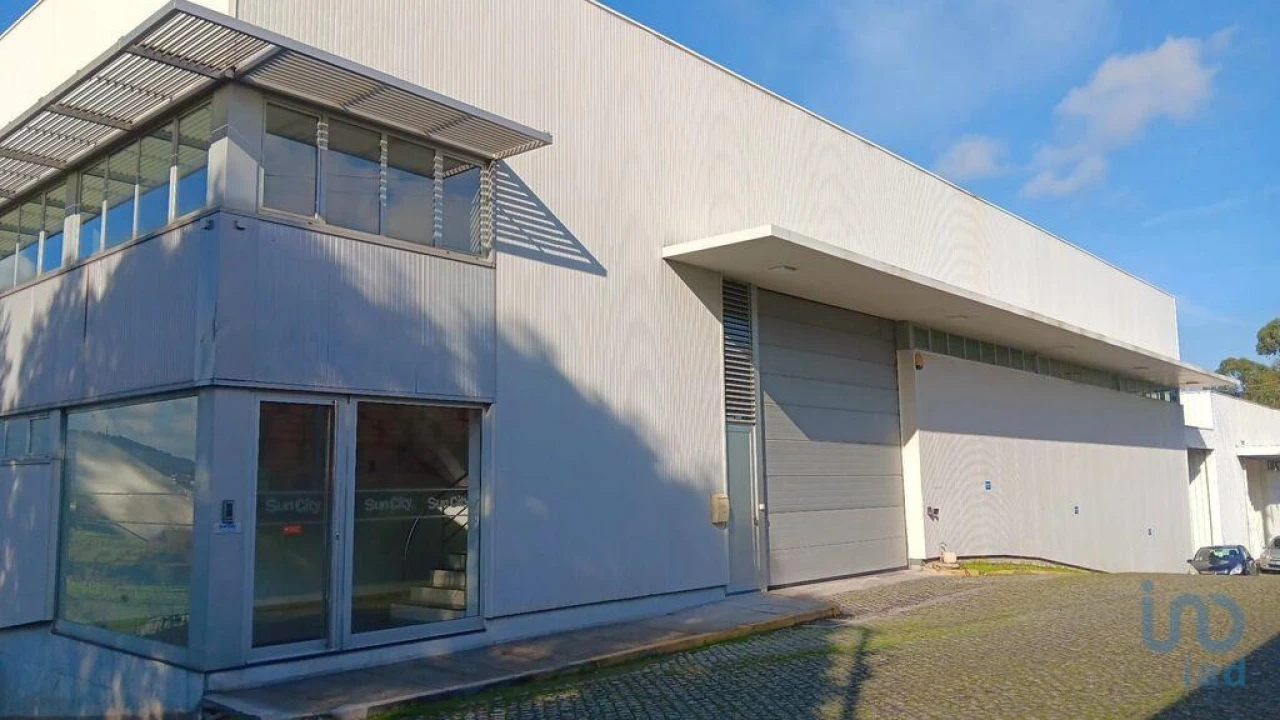 Loja para Arrendamento em Gondar Foto 1