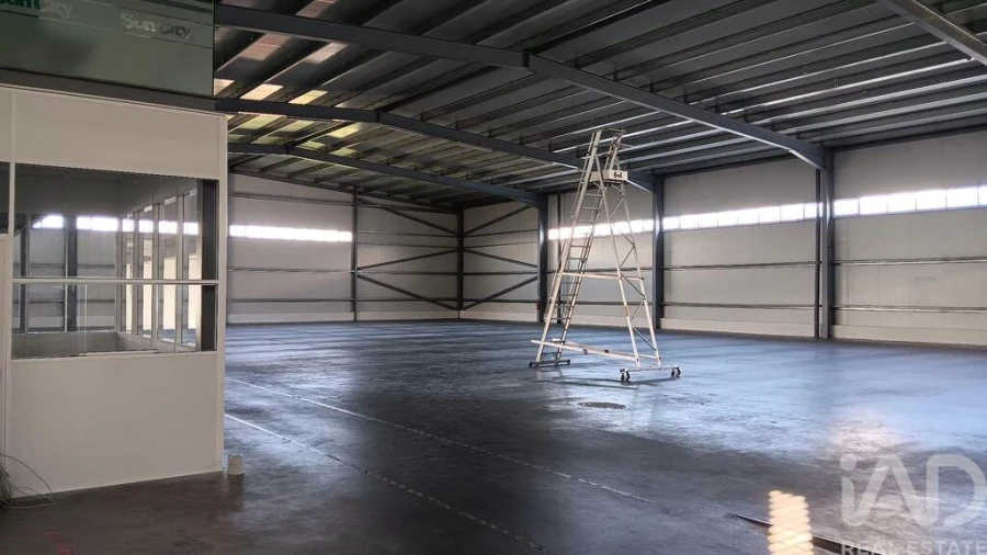 Loja para Arrendamento em Gondar Foto 26