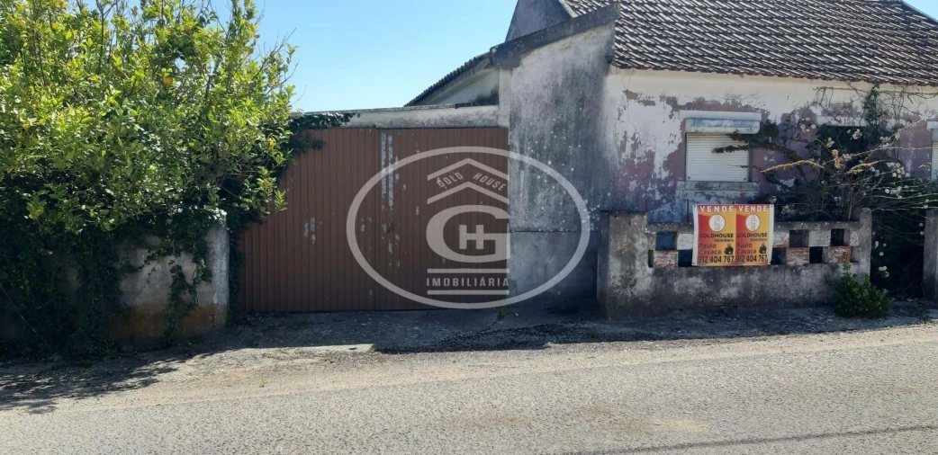 Moradia T2 para Venda em Moçarria Foto 3