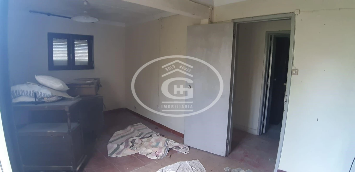 Moradia T2 para Venda em Moçarria Foto 10