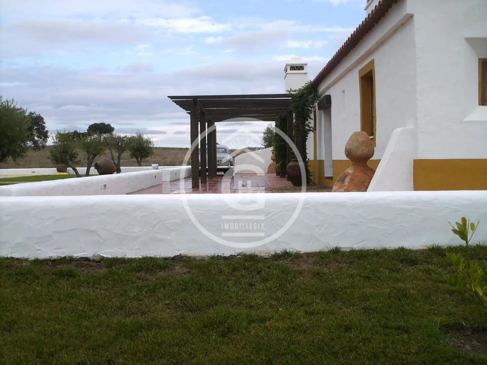 Quinta T5 para Venda em Santa Maria do Castelo e Santiago e Santa Susana Foto 7