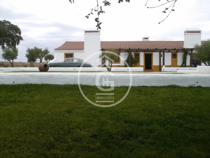 Quinta T5 para Venda em Santa Maria do Castelo e Santiago e Santa Susana Foto 4