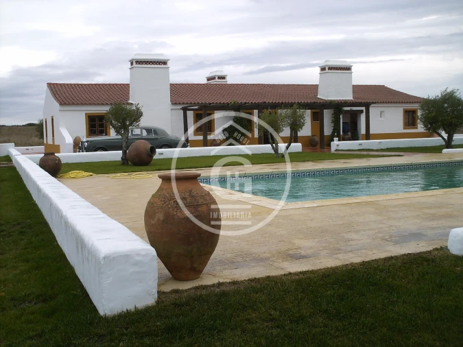 Quinta T5 para Venda em Santa Maria do Castelo e Santiago e Santa Susana Foto 3