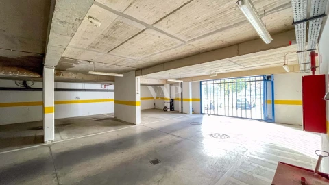 Apartamento T3 para Venda em Albufeira e Olhos de Água