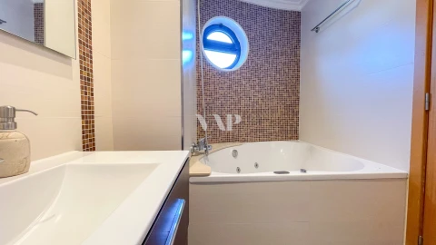 Apartamento T3 para Venda em Albufeira e Olhos de Água