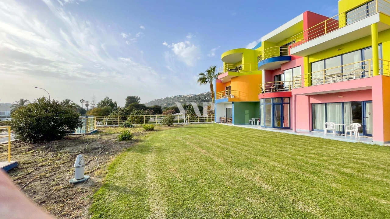 Apartamento T3 para Venda em Albufeira e Olhos de Água Foto 1