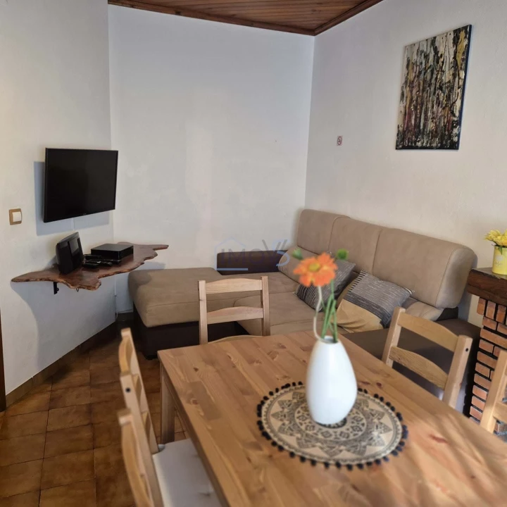 Moradia T3 para Venda em Nossa Senhora do Pranto Foto 5