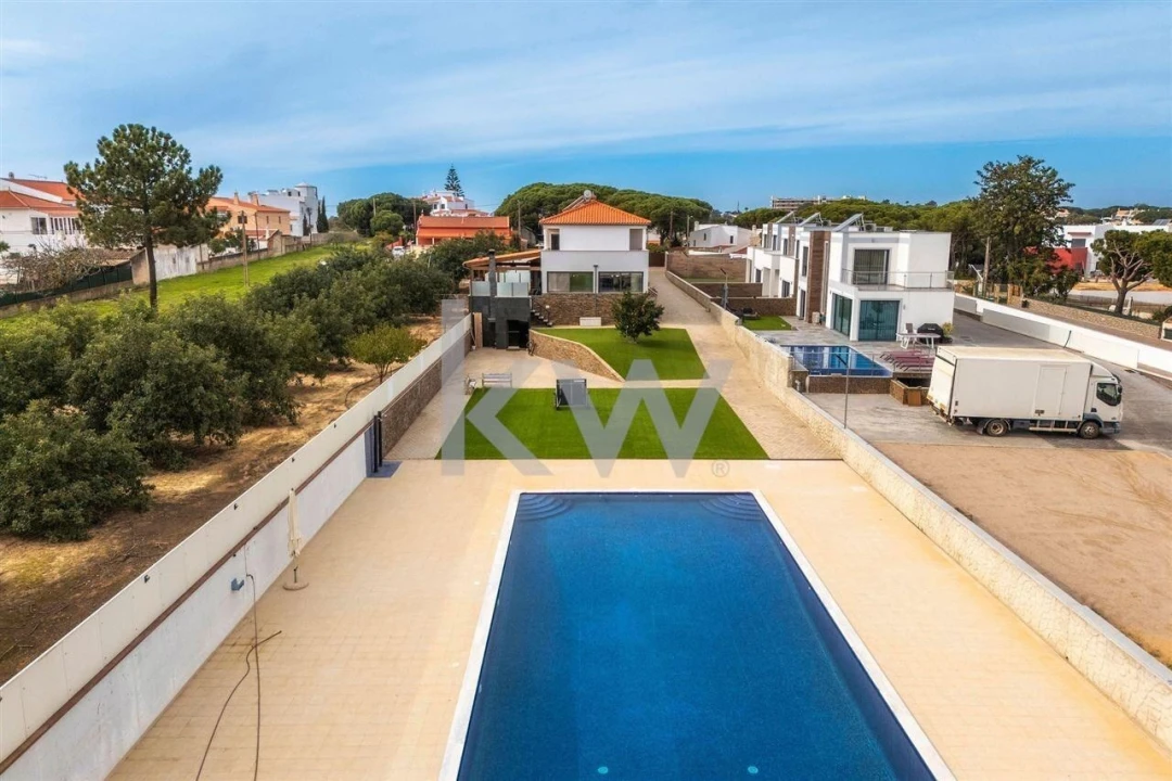 Moradia T2 para Venda em Albufeira e Olhos de Água Foto 84