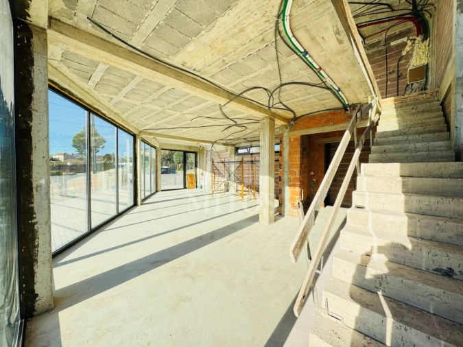 Loja para Arrendamento em Cardielos e Serreleis Foto 5