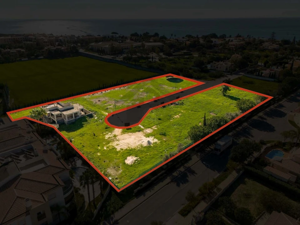 Terreno para Venda em Lagos (São Sebastião e Santa Maria) Foto 3