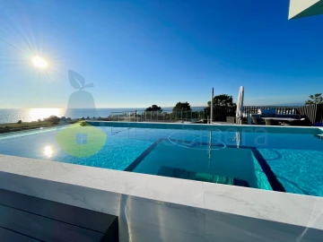 Moradia T7 para Venda em Guia