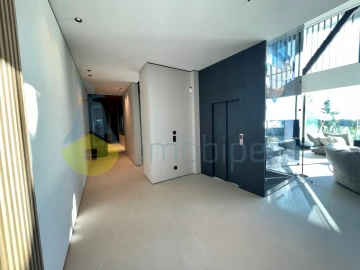 Moradia T7 para Venda em Guia