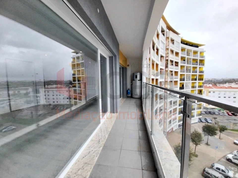 Apartamento T2 para Venda em Corroios Foto 2