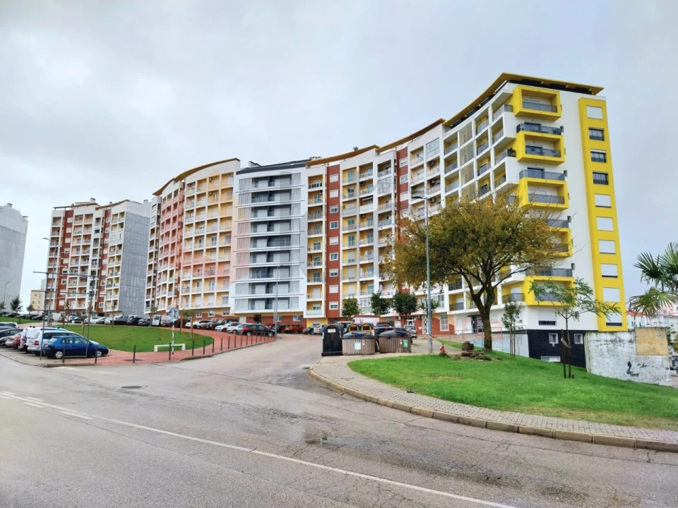 Apartamento T2 para Venda em Corroios Foto 33