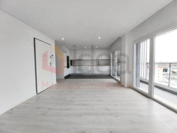 Apartamento T2 para Venda em Corroios