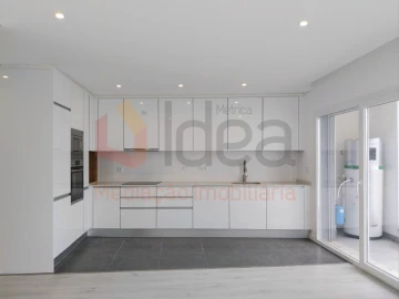 Apartamento T2 para Venda em Corroios