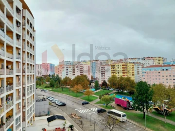 Apartamento T2 para Venda em Corroios