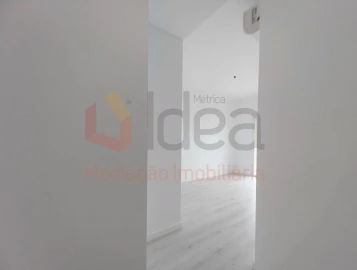 Apartamento T2 para Venda em Corroios