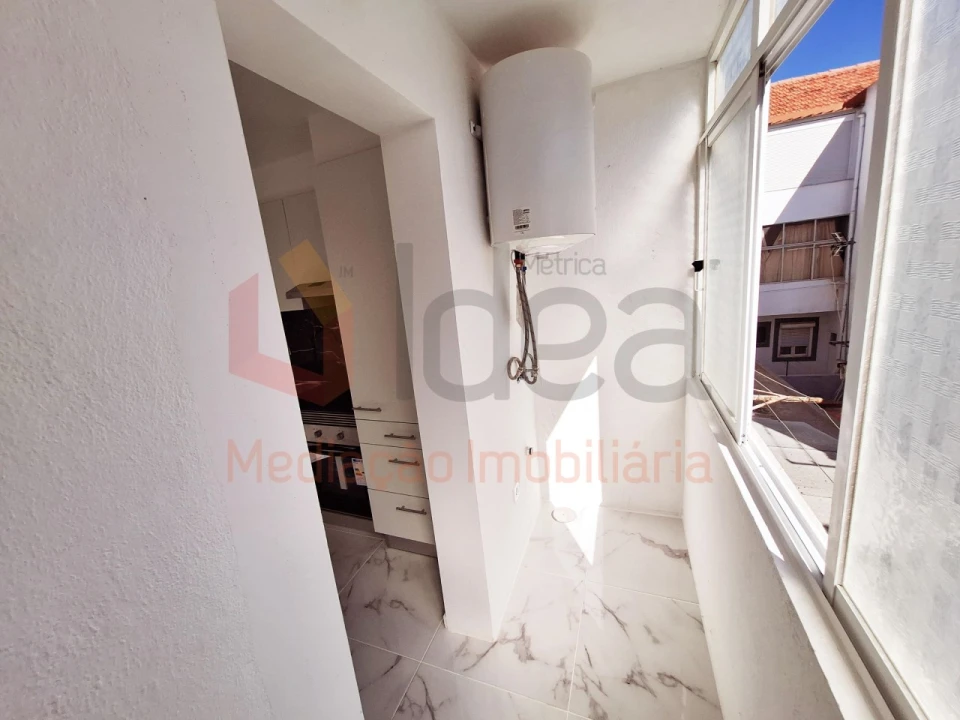Apartamento T1 para Venda em Baixa da Banheira e Vale da Amoreira Foto 8