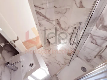Apartamento T1 para Venda em Baixa da Banheira e Vale da Amoreira