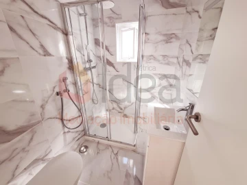 Apartamento T1 para Venda em Baixa da Banheira e Vale da Amoreira