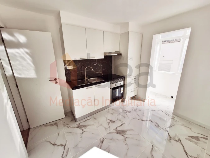 Apartamento T1 para Venda em Baixa da Banheira e Vale da Amoreira Foto 7