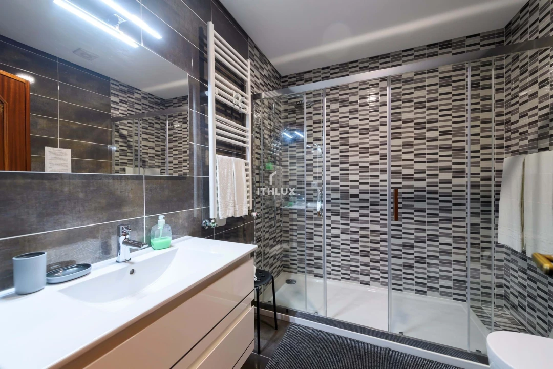 Moradia T4 para Venda em Vilar da Veiga Foto 26