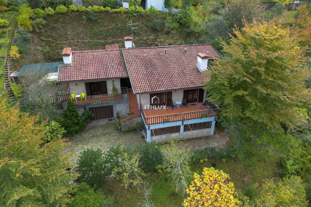 Moradia T4 para Venda em Vilar da Veiga Foto 52