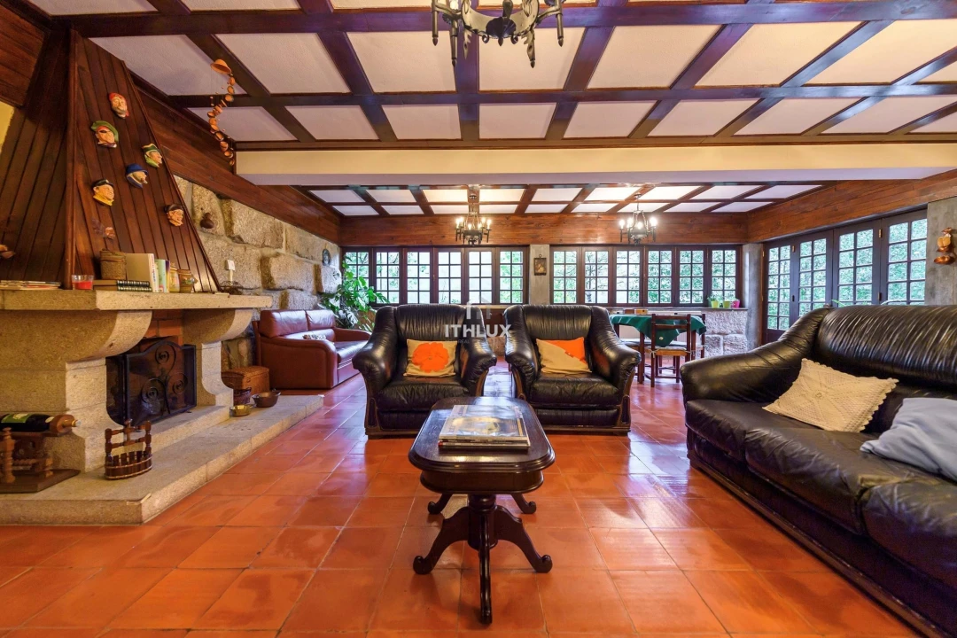 Moradia T4 para Venda em Vilar da Veiga Foto 12