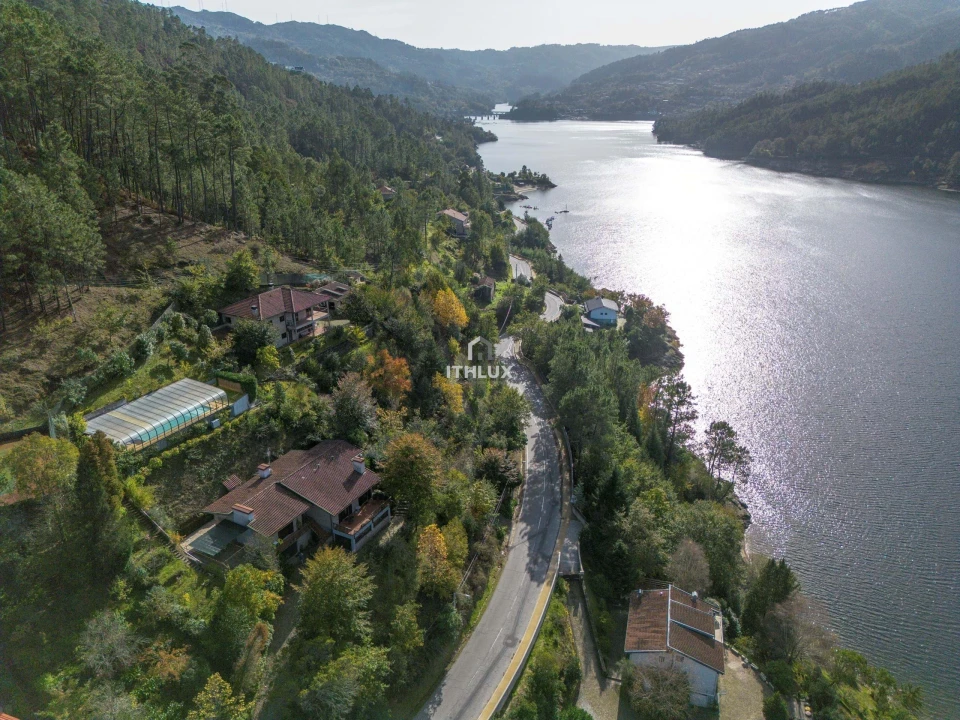 Moradia T4 para Venda em Vilar da Veiga Foto 56