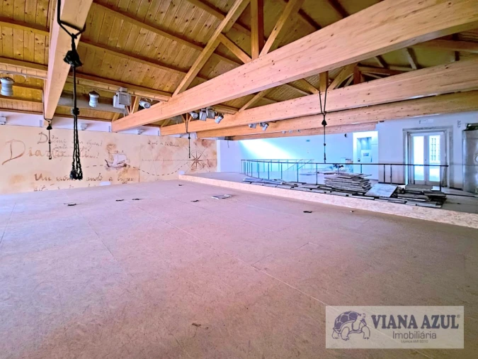 Loja para Arrendamento em Santa Maria Maior e Monserrate e Meadela Foto 8