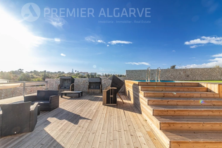 Moradia T5 para Venda em Quarteira Foto 24