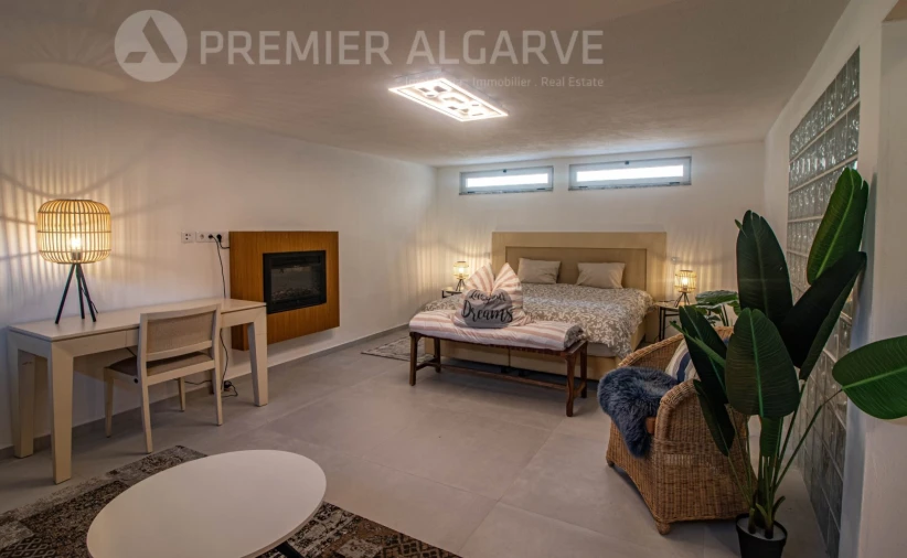 Moradia T5 para Venda em Quarteira Foto 38