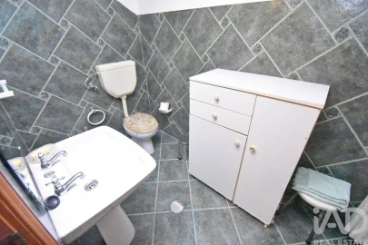 Moradia T5 para Venda em Eiras e São Paulo de Frades