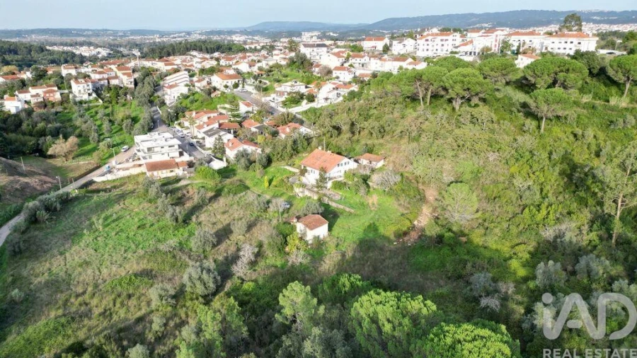 Moradia T5 para Venda em Eiras e São Paulo de Frades Foto 3