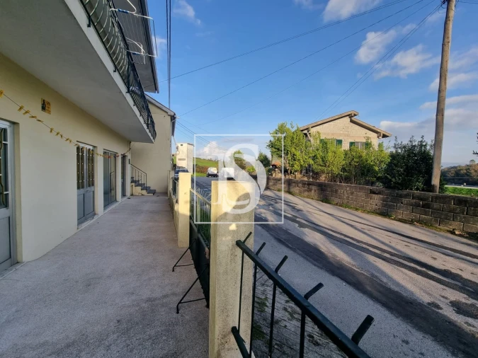 Negócio para Arrendamento em Tabuaças Foto 4